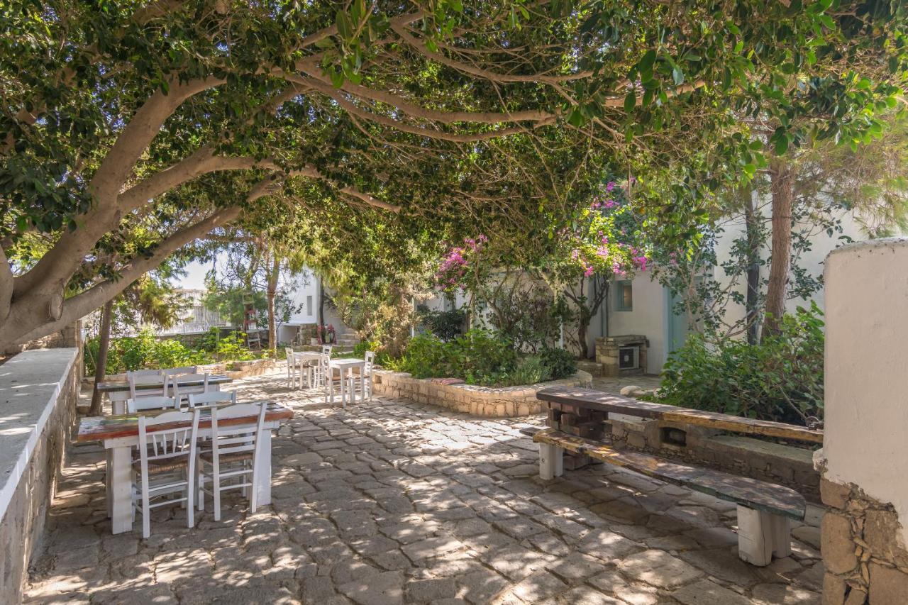 Thalassitra Village Hotel Adamantas  Exterior photo