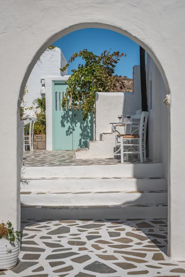 Thalassitra Village Hotel Adamantas  Exterior photo